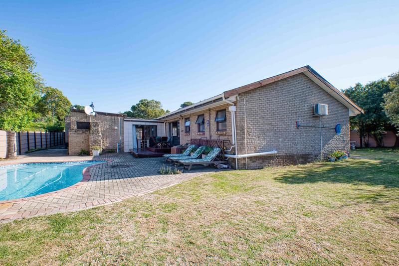 3 Bedroom Property for Sale in Walmer Downs Eastern Cape
